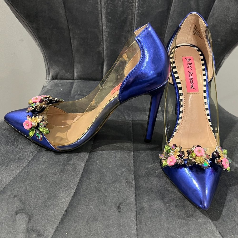 Betsy Johnson Pumps